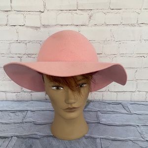 H&M Divided 100% wool pink hat